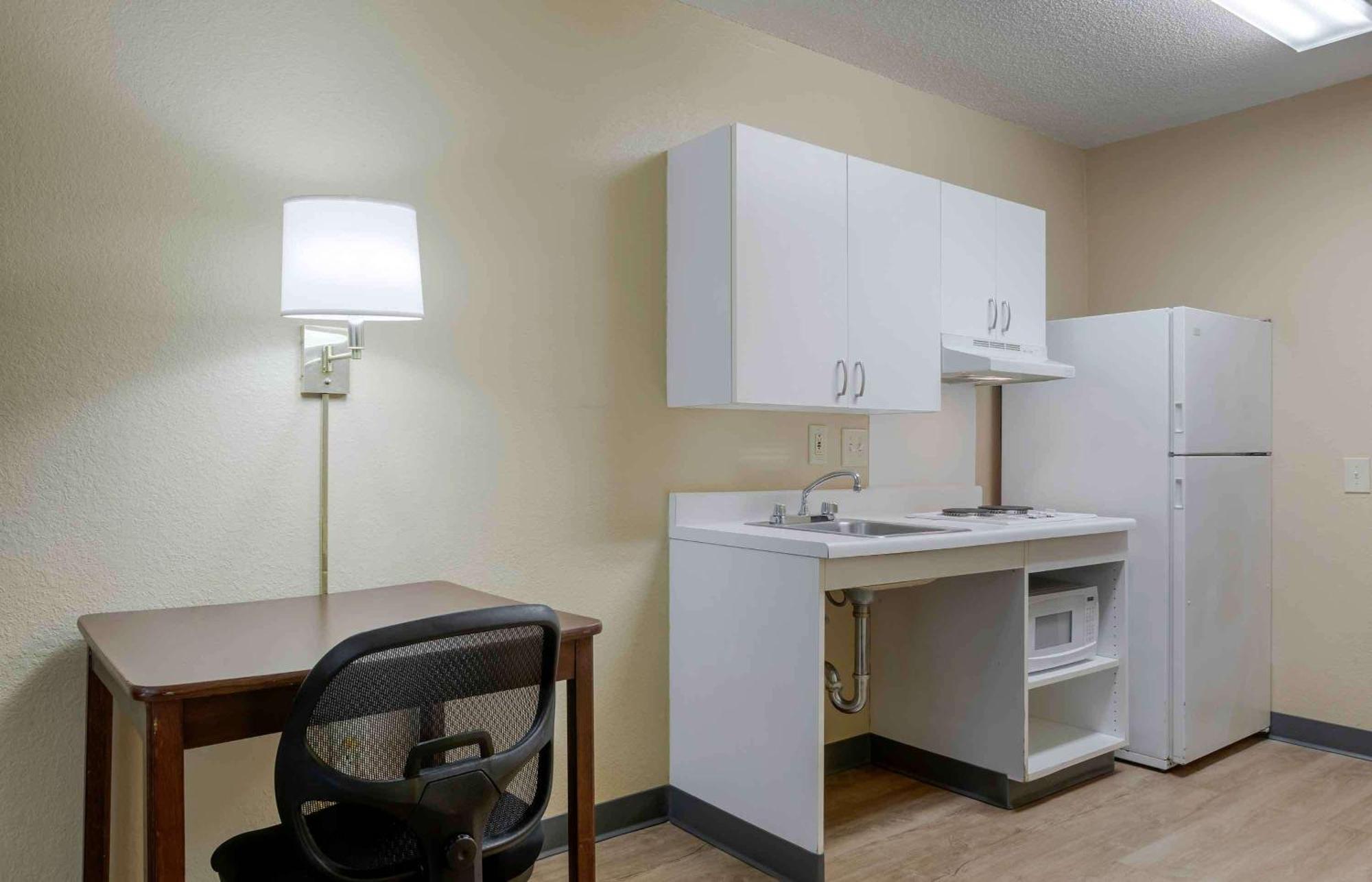 Extended Stay America Suites - Detroit - Canton Dış mekan fotoğraf