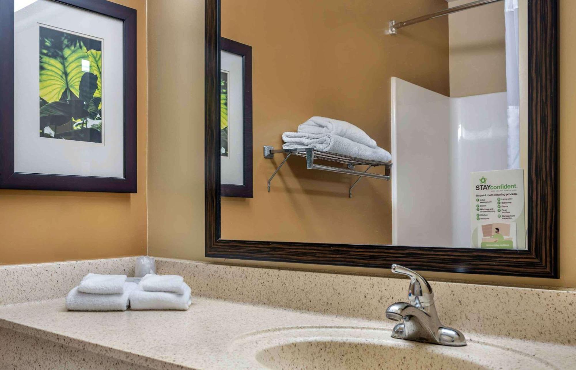 Extended Stay America Suites - Detroit - Canton Dış mekan fotoğraf