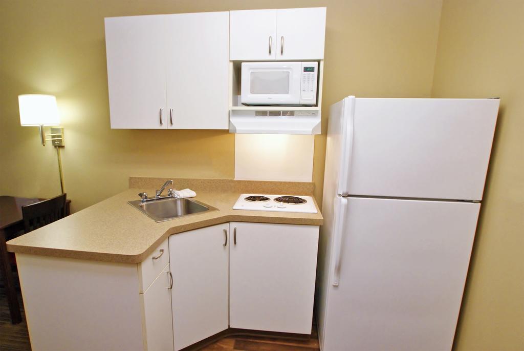 Extended Stay America Suites - Detroit - Canton Dış mekan fotoğraf