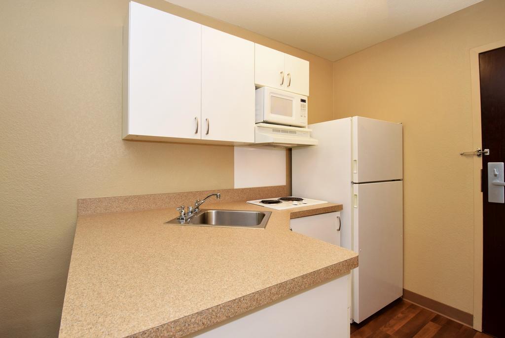 Extended Stay America Suites - Detroit - Canton Dış mekan fotoğraf